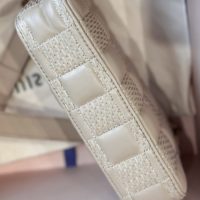 Клатч Louis Vuitton Troca Pochette