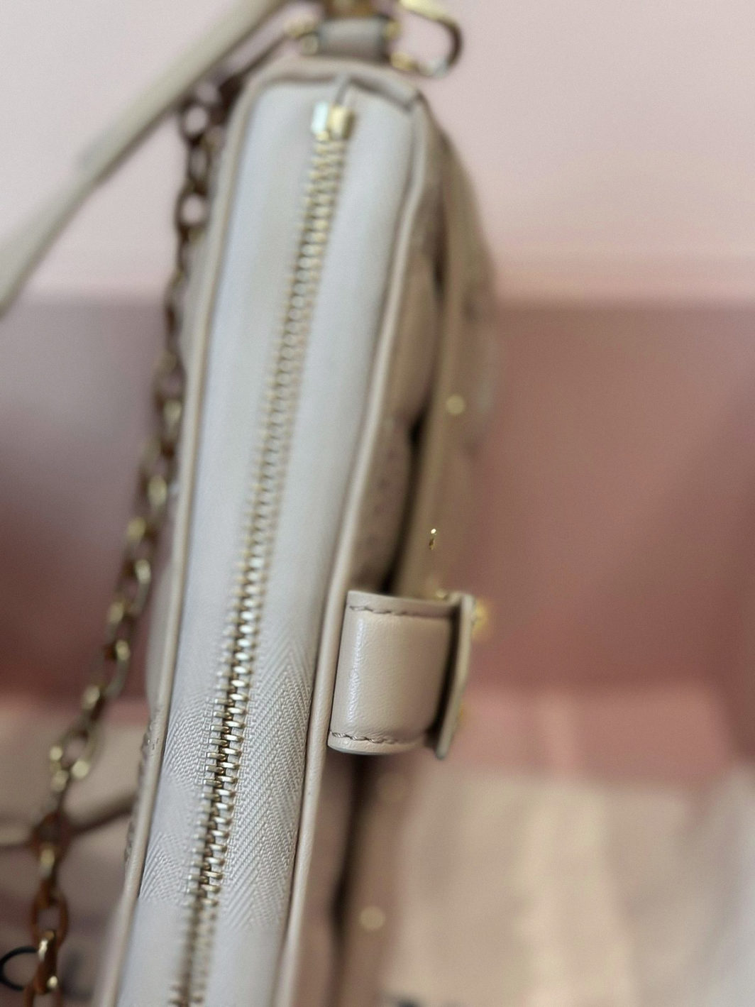 Клатч Louis Vuitton Troca Pochette