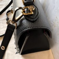 Сумка Louis Vuitton Twist Handle MM