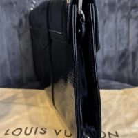 Сумка-клатч Louis Vuitton Eleva