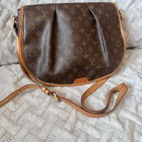 Сумка Louis Vuitton Menilmontant MM 