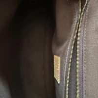 Сумка Louis Vuitton Menilmontant MM 
