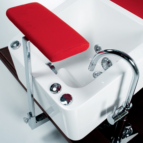 Педикюрное кресло STREAMLINE PIPELESS DECK SHIATSU фото и картинка купить в Москве