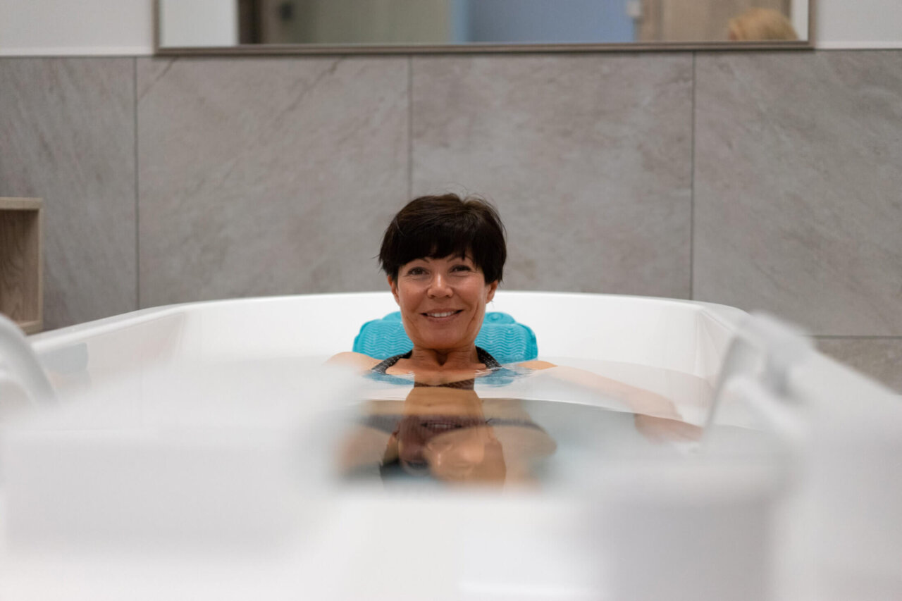 Многофункциональная гидромассажная ванна Pacific  Unbescheiden baden baden