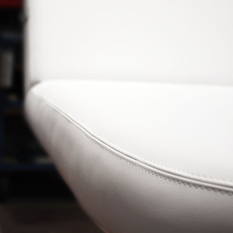 Массажная кушетка NEXT картинки Lemi 855 White