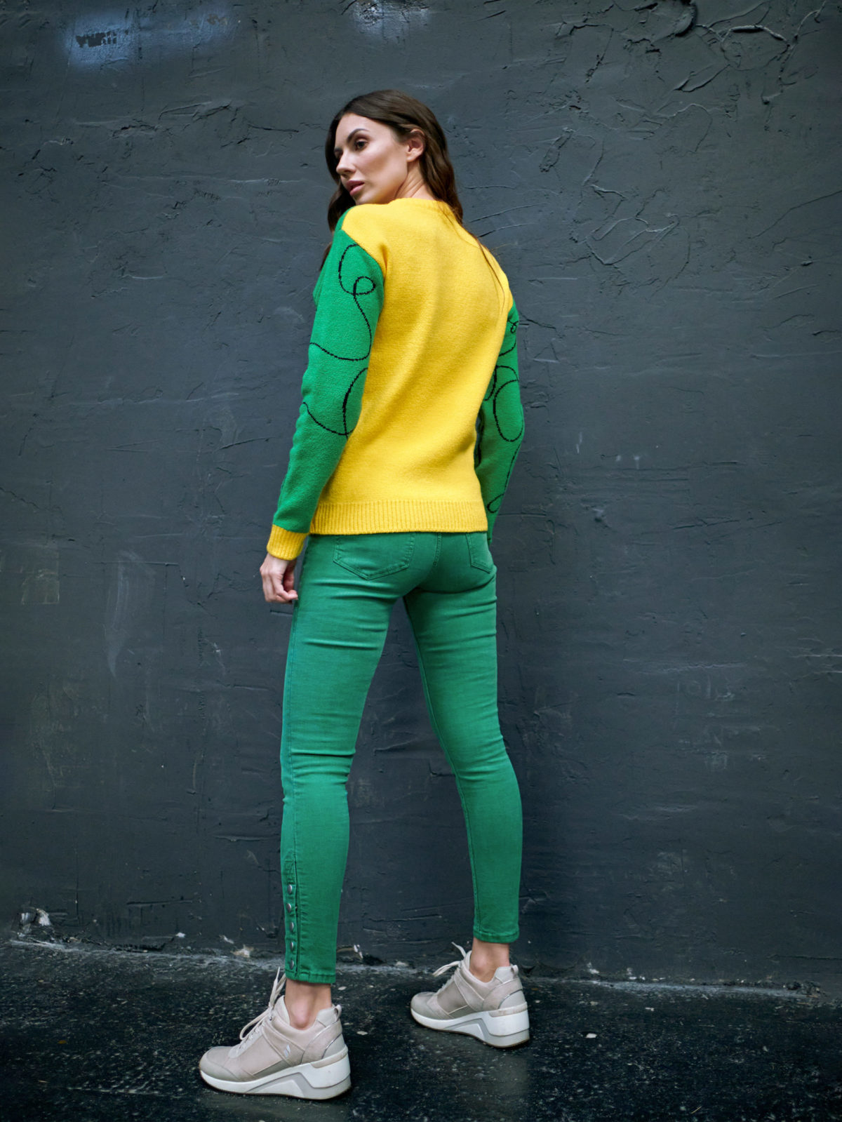 Вязаный свитер Ниточка Зеленый 1