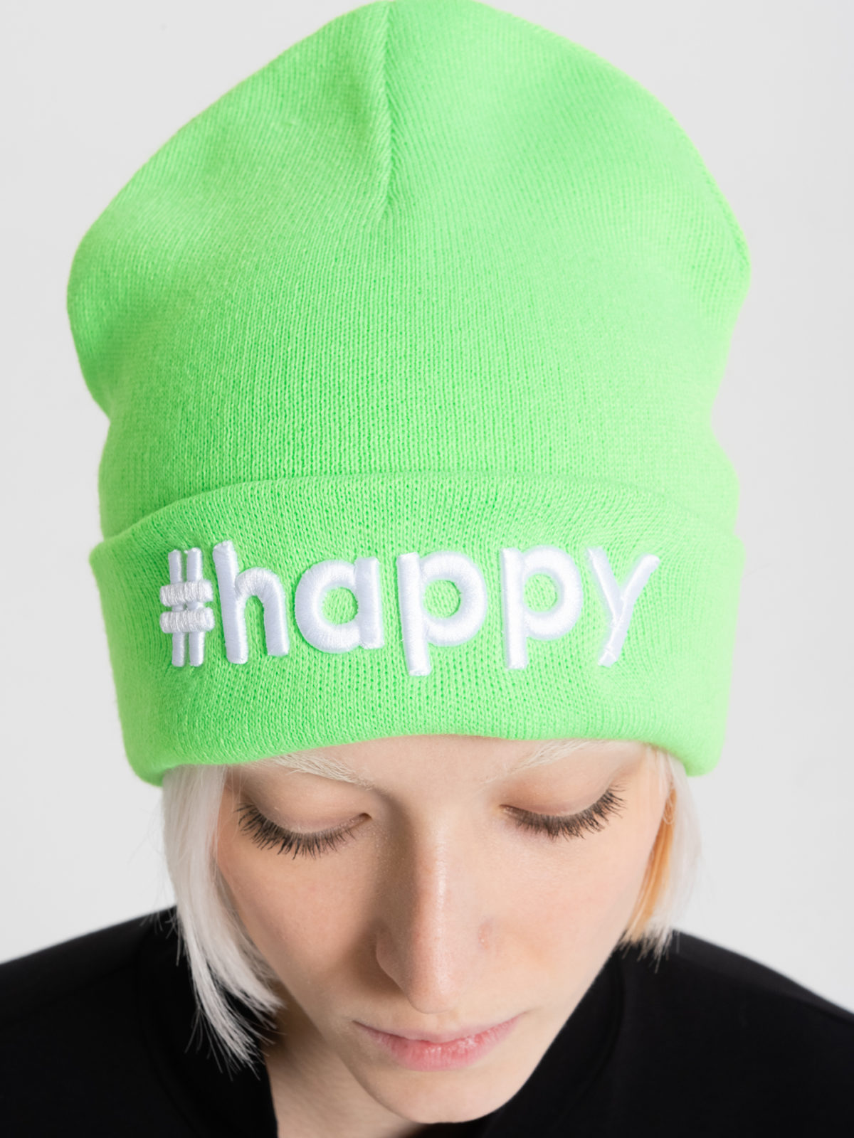 Вязаная шапка-лопатка TAG #happy - Светло-зеленая 2