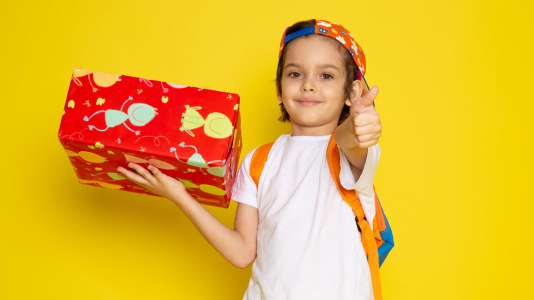 Что подарить мальчику на 7 лет? 54 варианта для идельаного подарка