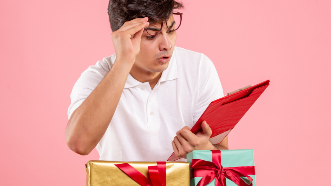 Что подарить другу на 16 лет? 40 уникальных подарков