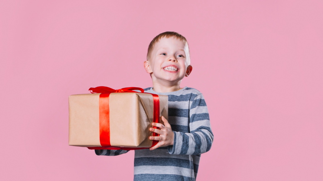 35 потрясающих идей подарков для 5-летнего мальчика