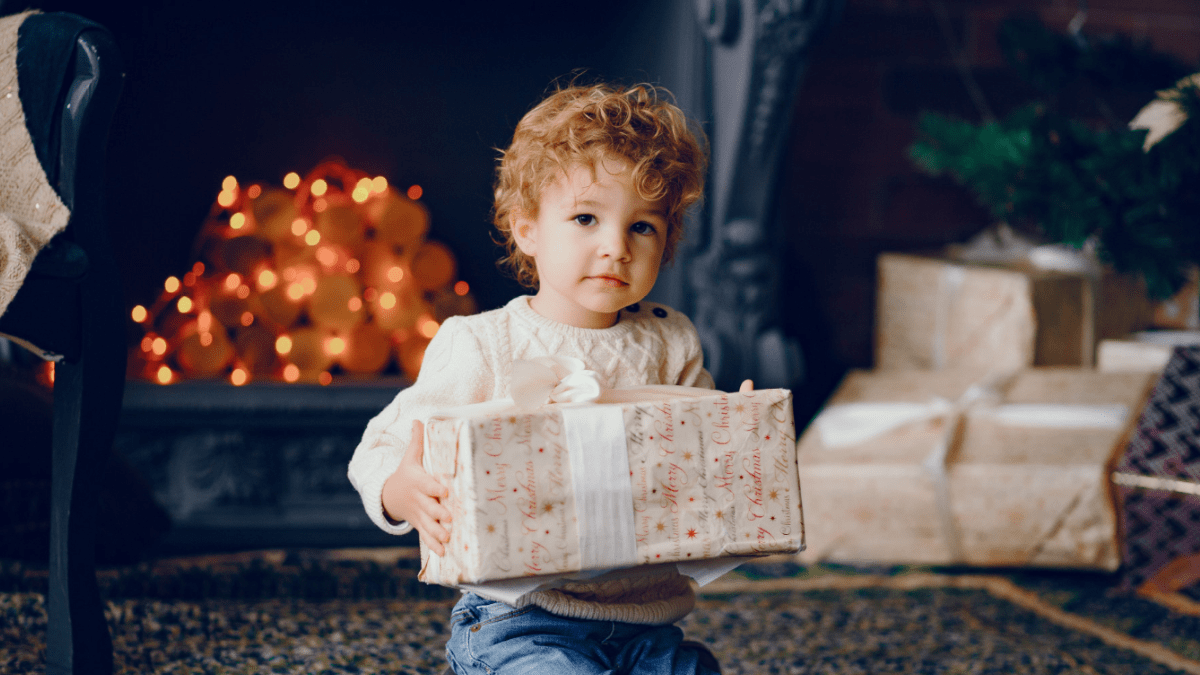 Что нужно 3-х летнему ребенку? 60 идей подарков для мальчика и девочки