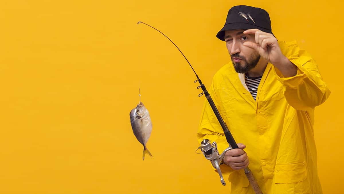 Что подарить рыбаку на день рождения? 🎣 11 полезных вещей