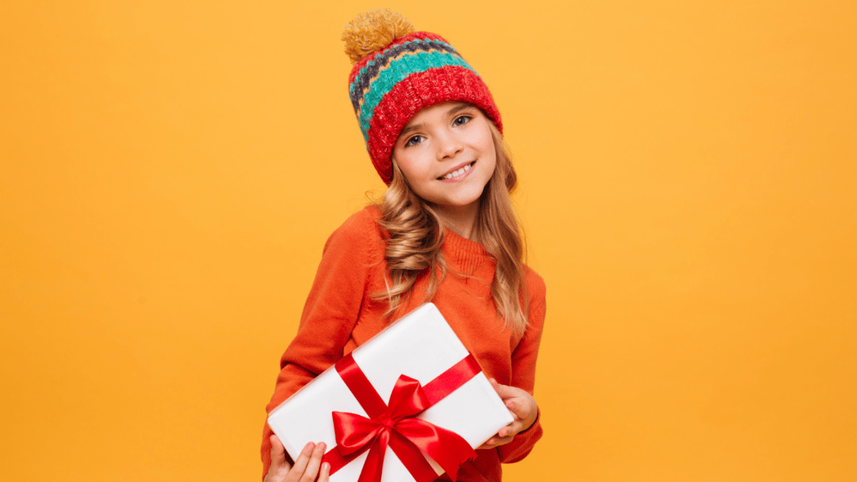 Что подарить дочке на 10 лет? 40 лучших идей для подарка