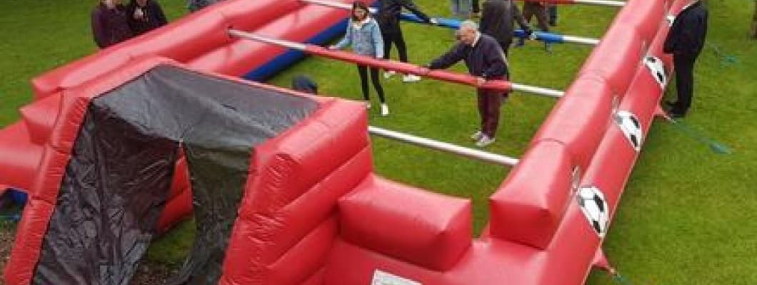 how to play human table football?