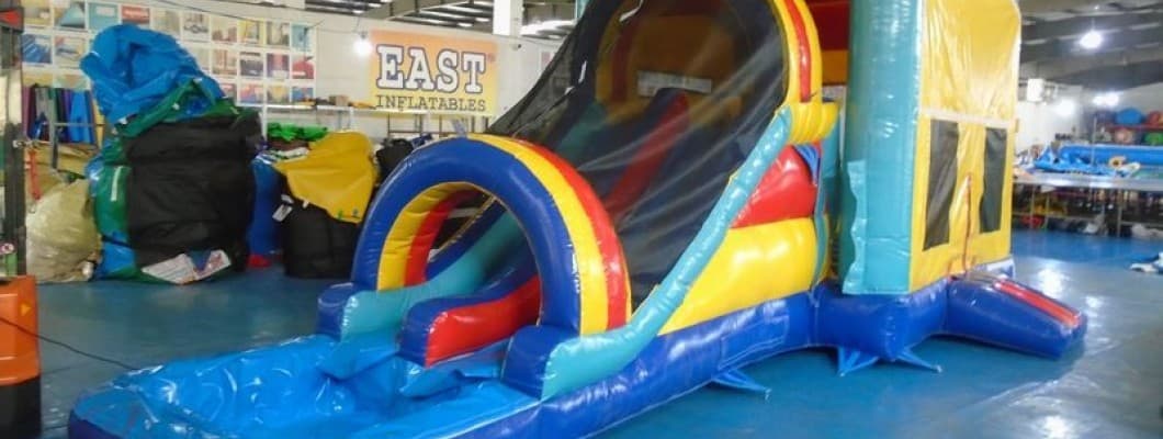 Do you like the bouncy castle with pool?