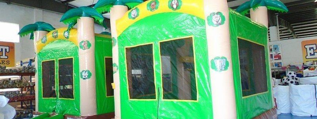 How can I choose a good inflatable castle?