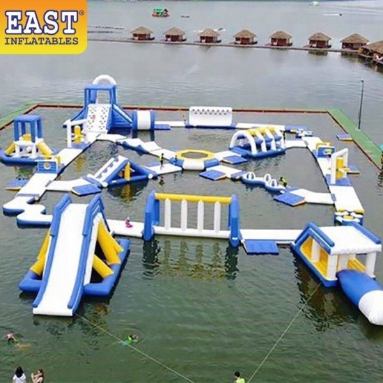 Aufblasbarer Spielplatz Wasserpark