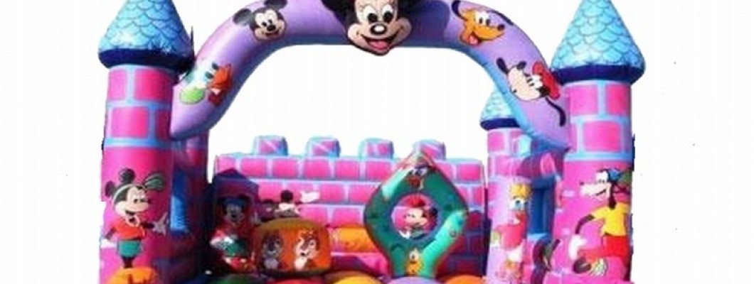 What Should You Check Before Using an Inflatable Castle at Your Event?