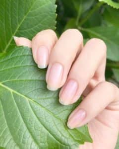 Здоровый цвет ногтей на руках (73 фото)
