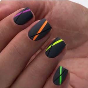 Модный дизайн ногтей для любительниц минимализма