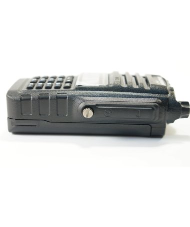 Рация Baofeng BF-A58 водонепроницаемая         5 Ватт c гарнитурой. VHF (136—174 МГц) и UHF (400-520 МГц) 