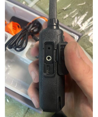 Рація Baofeng BF-V12            з гарнітурою  UHF Частота: 400 - 520 МГц
