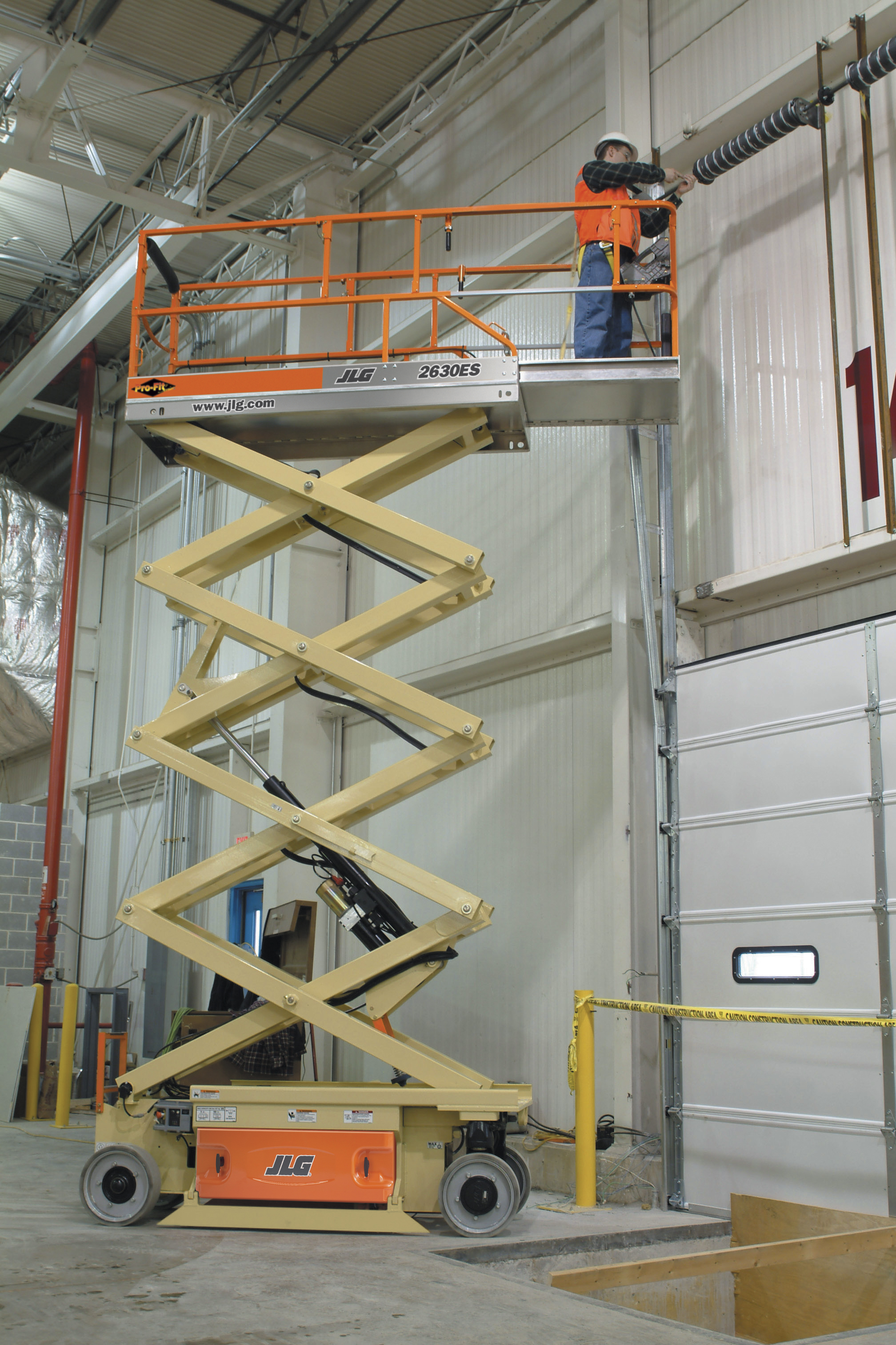 32 ft scissor lift rental