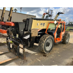 2017 JLG Telehandler 1055