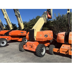 2017 800AJ JLG Articulating Boom Lift