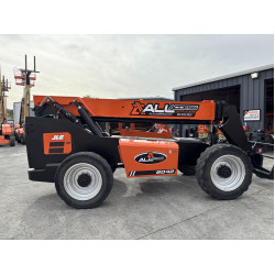 2015 SkyTrak Telehandler