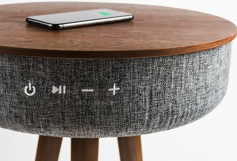 стол с беспроводной зарядкой