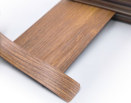 Кромочная лента ПВХ 1*19 мм BR213 с плитой ЛДСП 16 мм каштан арвадонна пламенный.