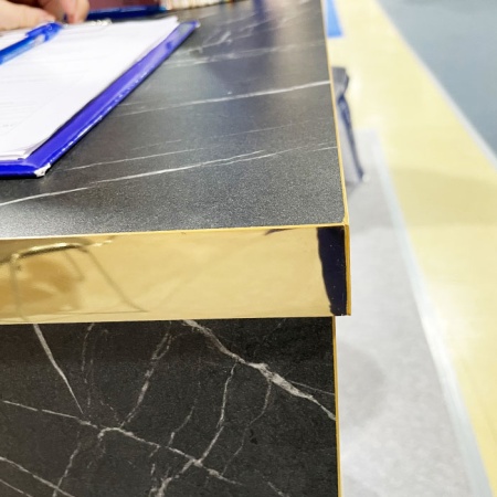 кромка золото глянец металлик 1*36 мм на мебели пример использования. магазин Брамек.