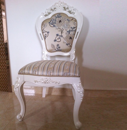 Стул с царгой из ABS-пластика SY 18161 - пример использования.