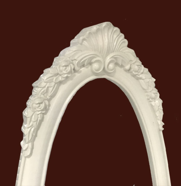 Декоративный узор на пластиковой раме для зеркала SY 55012.