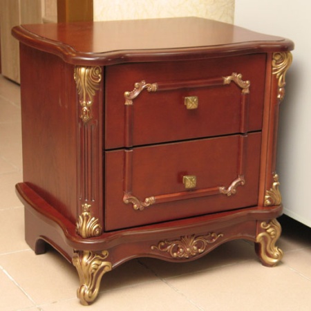 Угловой декор SY 0851-1 на готовой мебели - декорирование прикроватной тумбы.