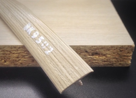 Врезной профиль ПВХ 017B BK9502 с плитой ЛДСП.