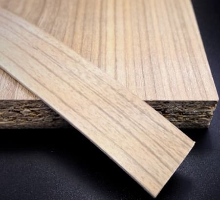 Кромочная лента ПВХ 1,8*45 мм BR454 с плитой толщиной 42 мм вяз швейцарский.