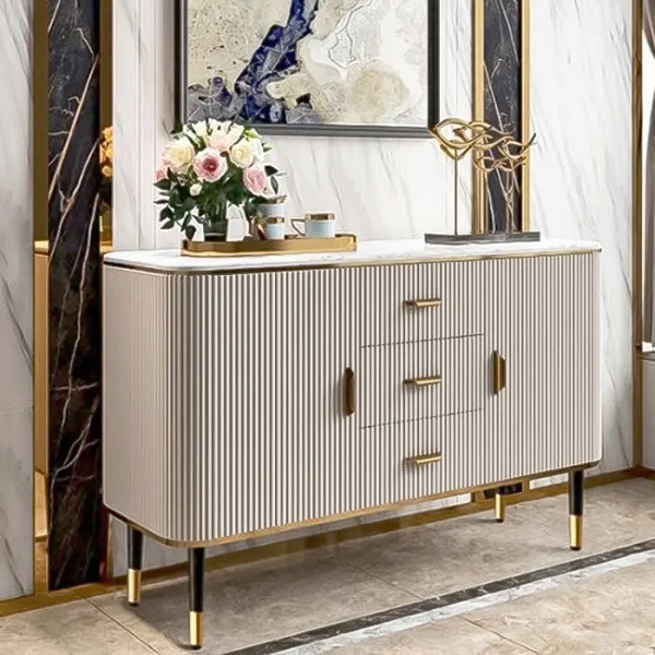 Декоративная металлическая полоса на мебели. Серебро брашированное.