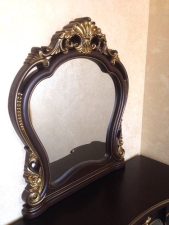 Декоративная рама из пластика SY 55001 для зеркала - пример использования.