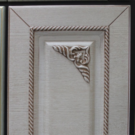 Угловой декор SY 0536 на мебельном фасаде - пример использования.