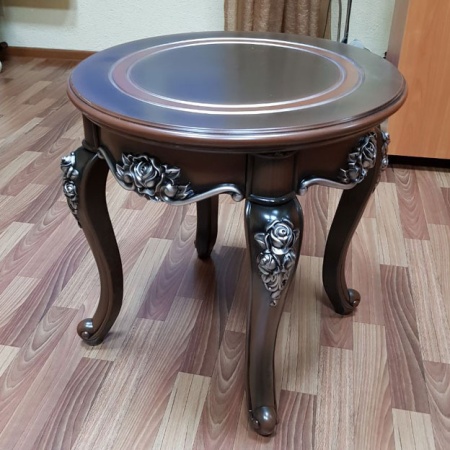 Окрашенный готовый стол CT 001 из пластика.