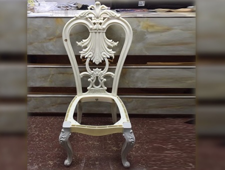 Комплект для стула в классическом стиле с декоративными опорами из ABS-пластика SY 1202, пластиковой царгой и спинкой.