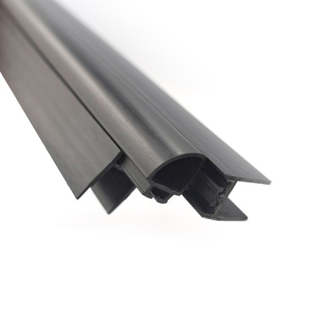 Профиль торцевой ТН12 ВК122 (черный) в сборе с угловым профилем УС1 ВК122.