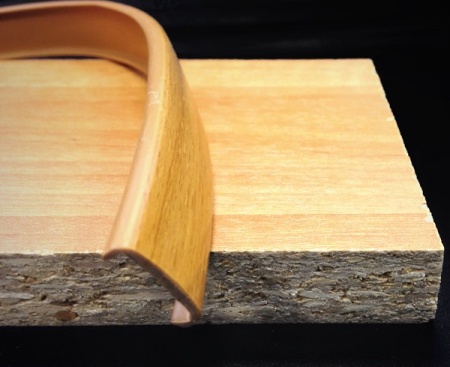 Накладной профиль ПВХ U16 BK7302 с плитой ЛДСП миланский орех.