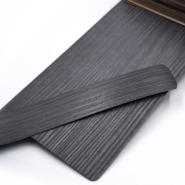 Кромочная лента ПВХ 1*42 мм BR271 с плитой 42 мм морское дерево карбон.