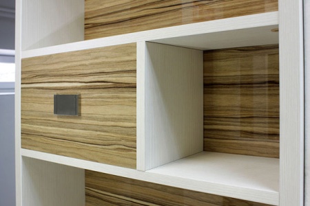 Мебель с кромкой пвх 1,8*22 мм BR550 - пример использования. Цвет эбони светлый.