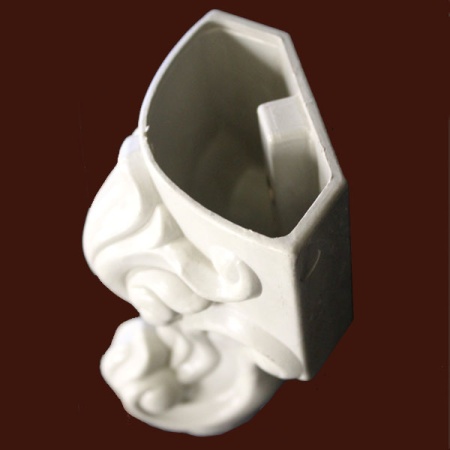 Пластиковая опора SY 09139 для мебели.