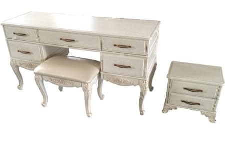 Декоративная опора из ABS-пластика SY 1045 для мебели - пример использования. 