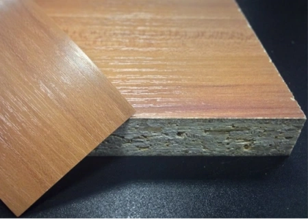 Кромочная лента ПВХ 2*19 мм CL9504 с плитой ЛДСП 16 мм слива валлис.